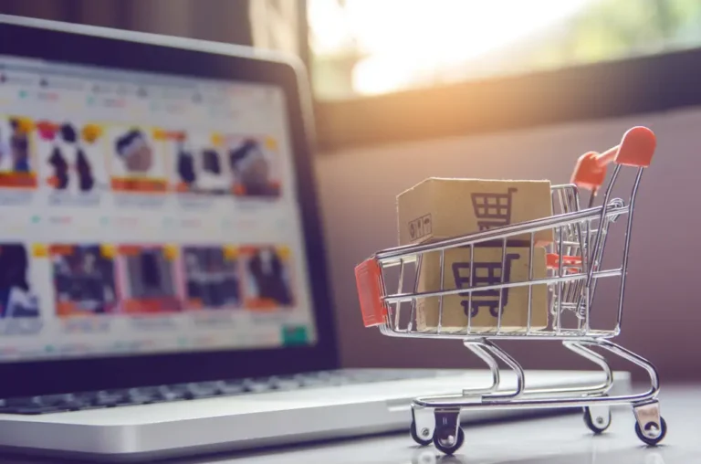 Catálogo de produtos digital: como criar e vender mais