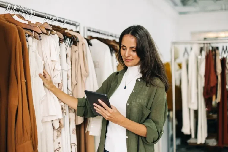 Controle de estoque no varejo: organize sua loja de roupas